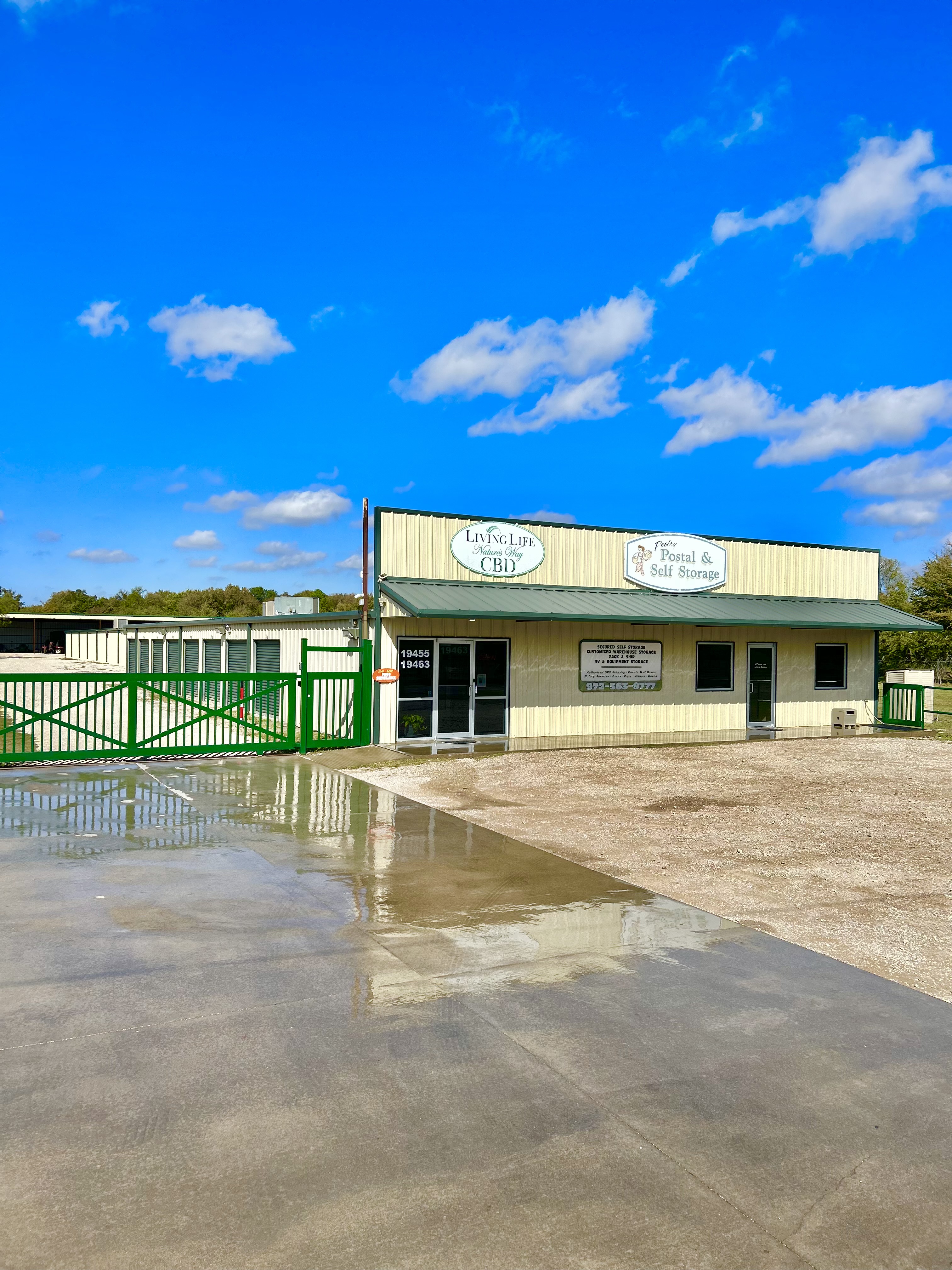 Poetry postal self storage outside at 19455 FM 986, Terrell, TX 75160